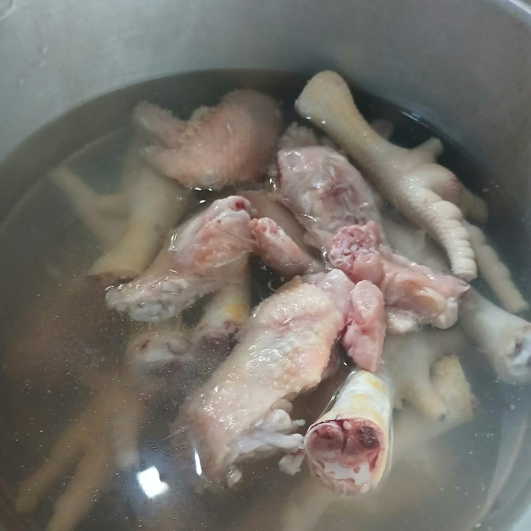 Gambar 2 Langkah 2 Resep Ceker Ayam Bumbu Kecap