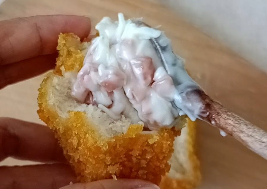 Gambar 2 Langkah 5 Resep Roti Goreng Sosis Mayo