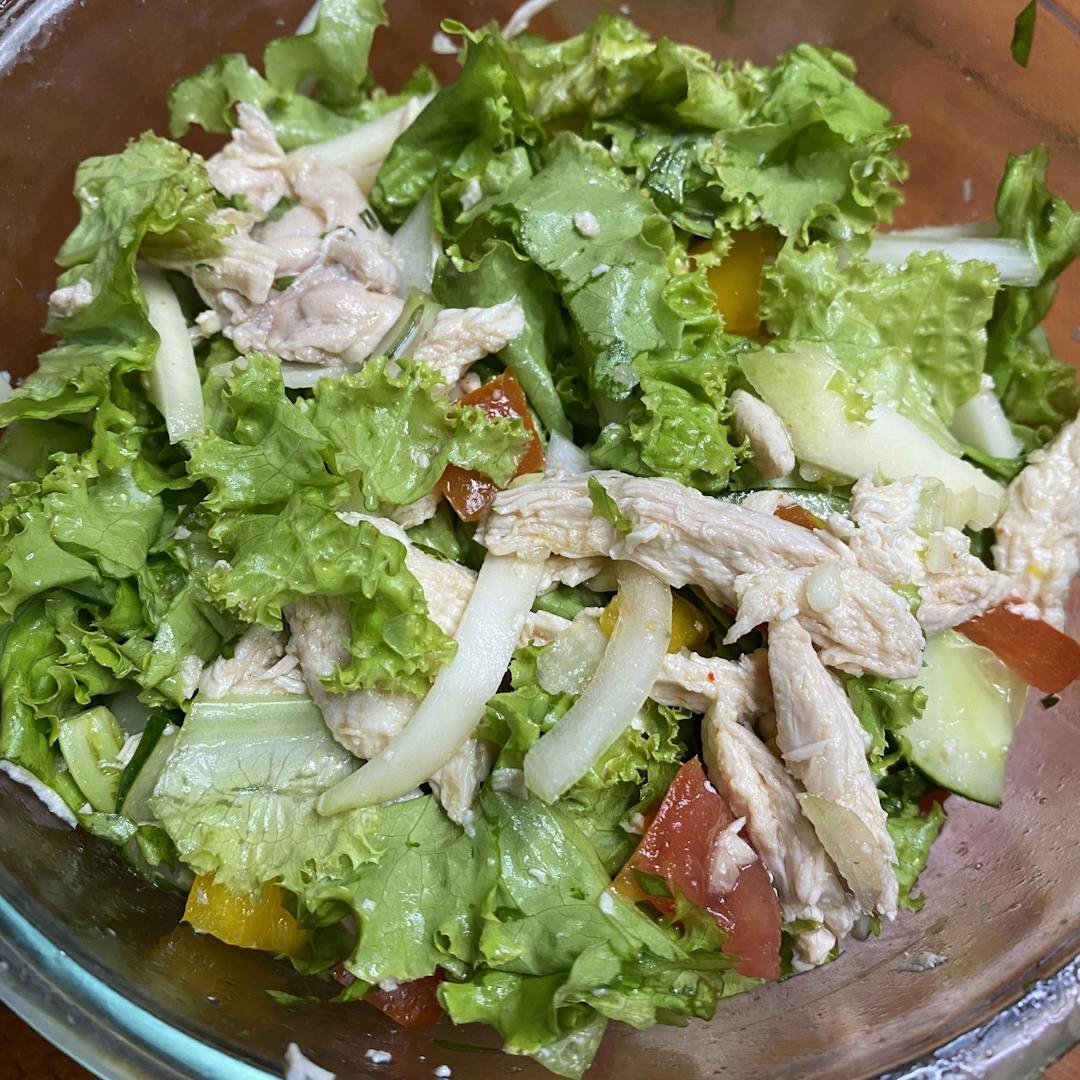 Gambar 2 Langkah 4 Resep Thai Chicken Salad dengan Saus Gurih Kecap Ikan 