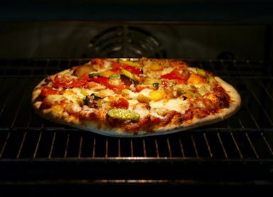 Cara Membuat Pizza Oven Paling Mudah dan Dijamin Enak di Rumah